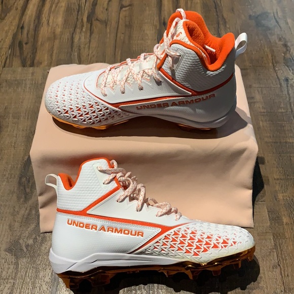 Under Armour Premium Mid Spotlight Football Cleats main image 12